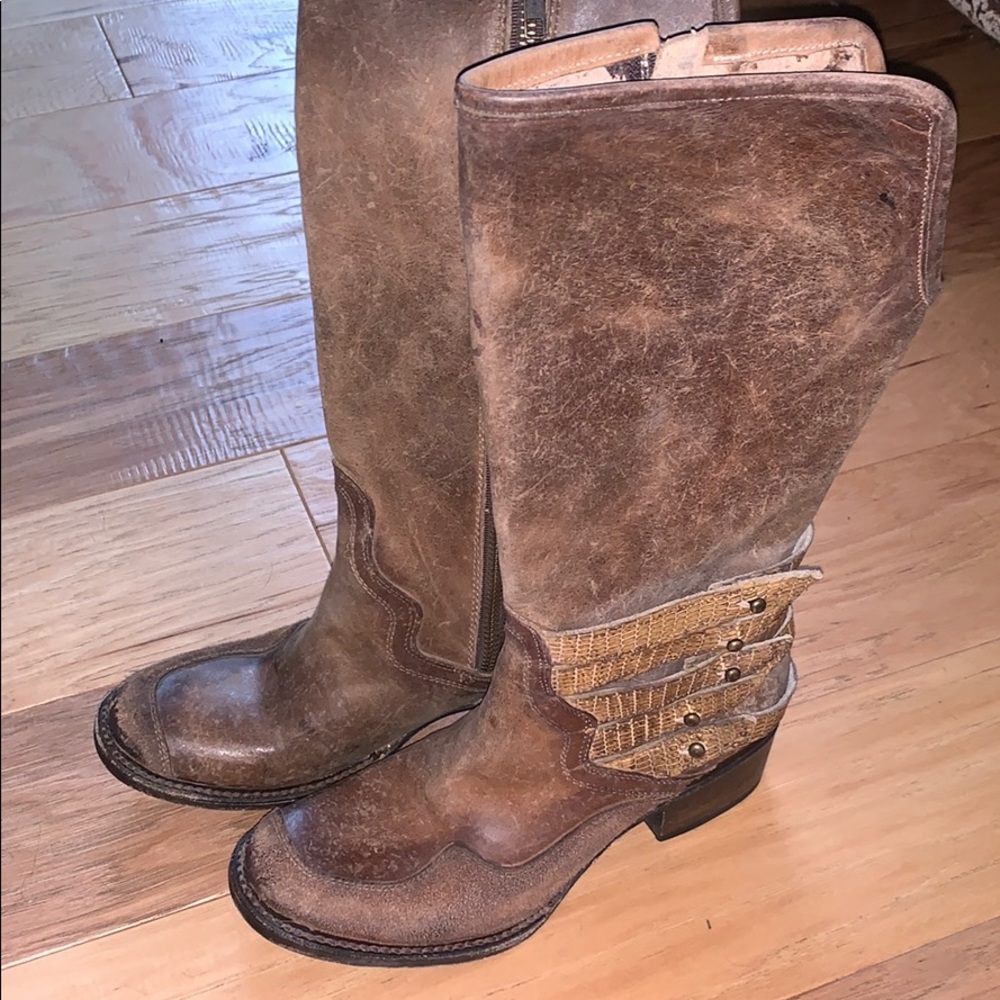 FreeBird boots